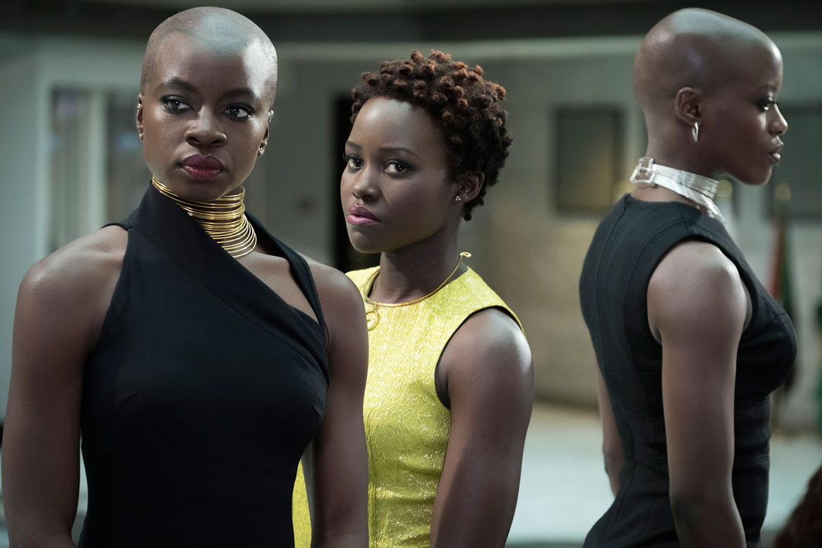 Black Panther - Danai Gurira als Okoye und Lupita Nyongo als Nakia
