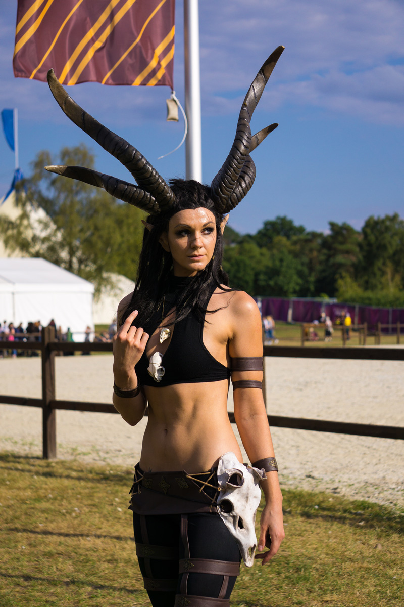 Luka Costume Artist auf dem Elbenwald Festival 2018