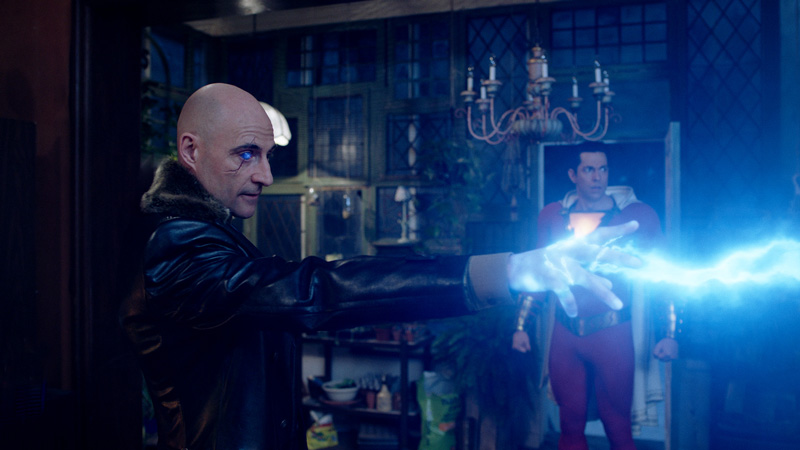 Shazam Kritik mit Mark Strong