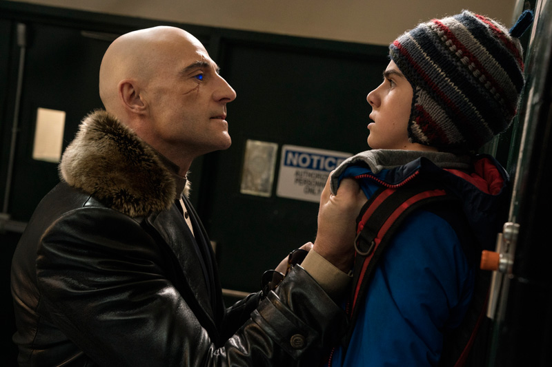 Shazam Kritik mit Mark Strong und Jack Dylan Grazer