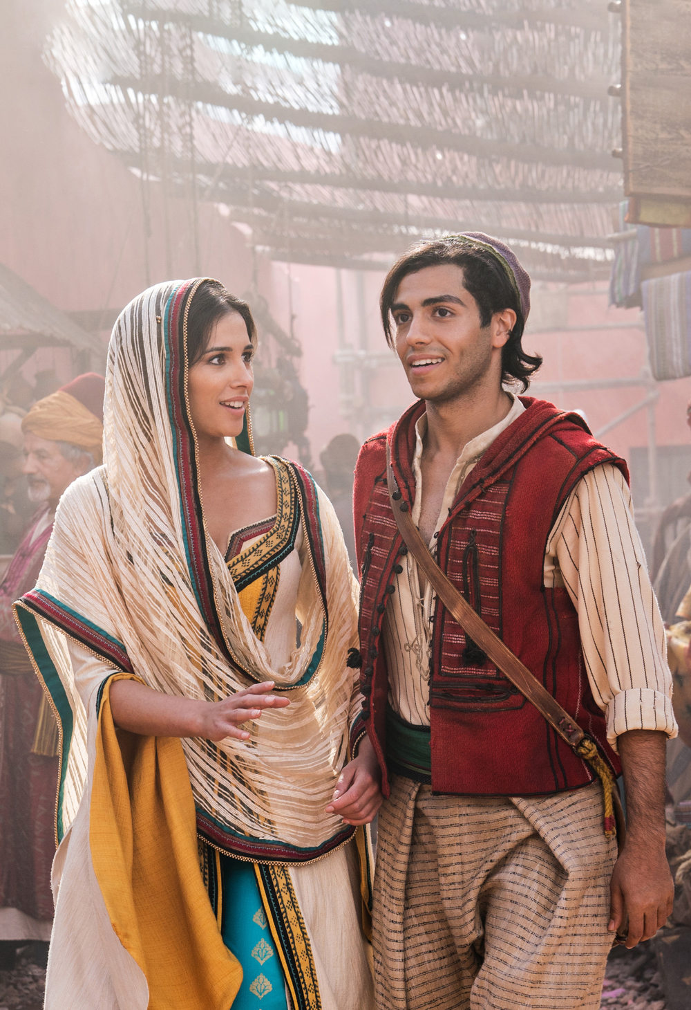 Aladdin Kritik 2019 mit Naomi Scott und Mena Massoud